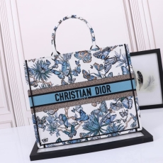 Christian Dior Shopping Bags